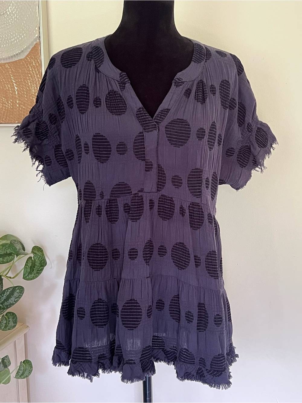 Umgee Navy Polka Dot Swiss Dot Babydoll
Tunic Top size small